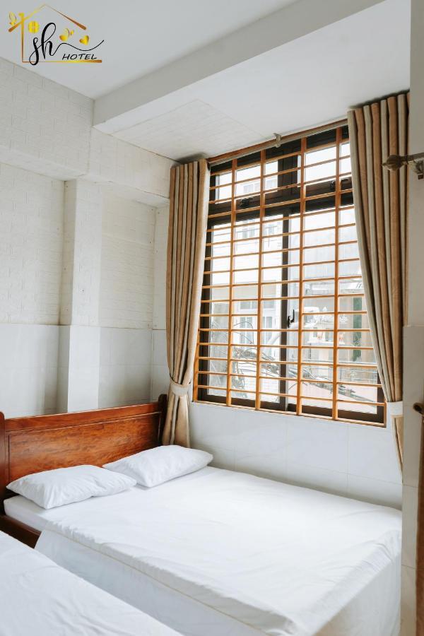 5H Homestay Hue Exterior photo